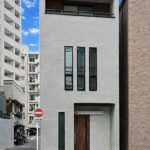 13坪の施工例:文京区白山の狭小角地に建つ、都市型木造3階建て住宅。 13坪の施工例:文京区白山の狭小角地に建つ、都市型木造3階建て住宅。