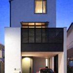 １４坪の施工例：川崎市中原区に建つ、ビルトインガレージのある二世帯狭小住宅。